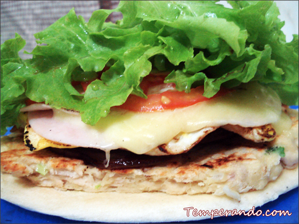 SANDUICHE - HAMBURGUER DE FRANGO